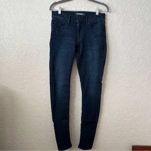 EUC Express Midrise Jean Leggings in Dark Blue - Size 6R
